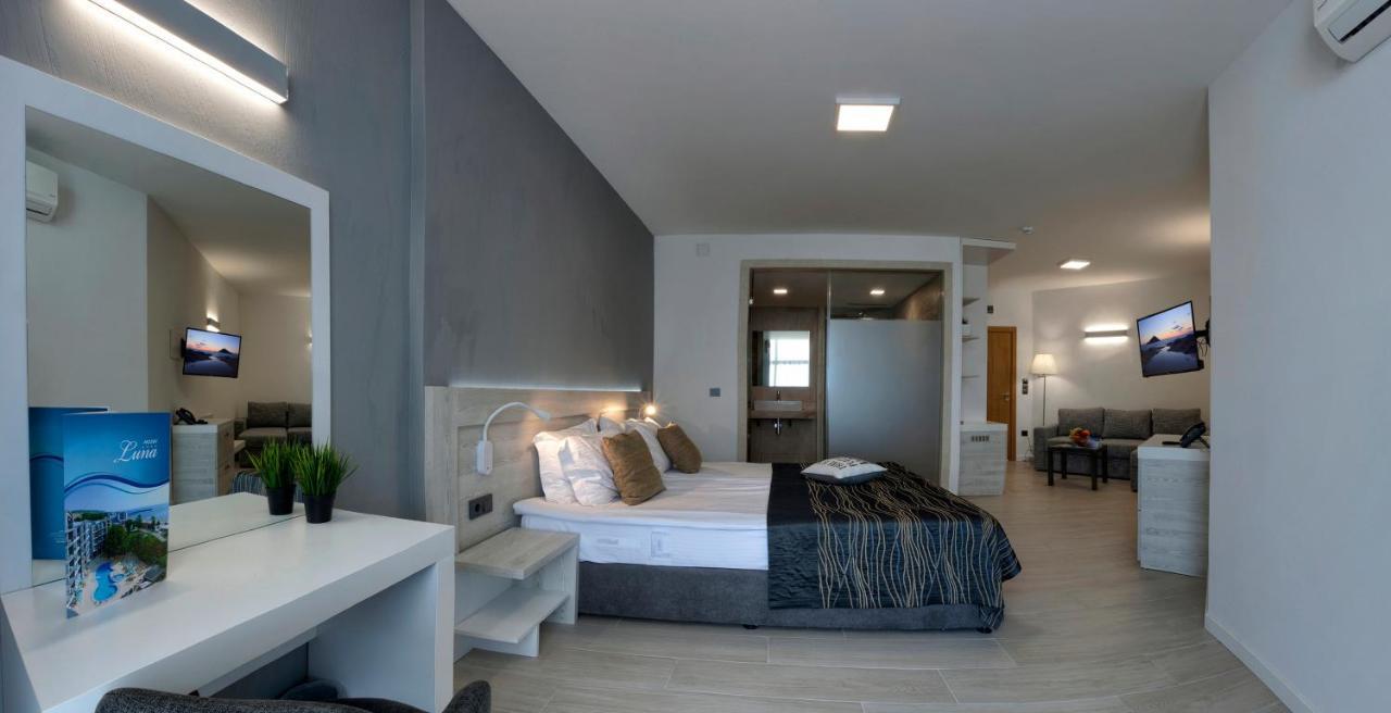 Luna Beach Hotel Golden Sands Ngoại thất bức ảnh