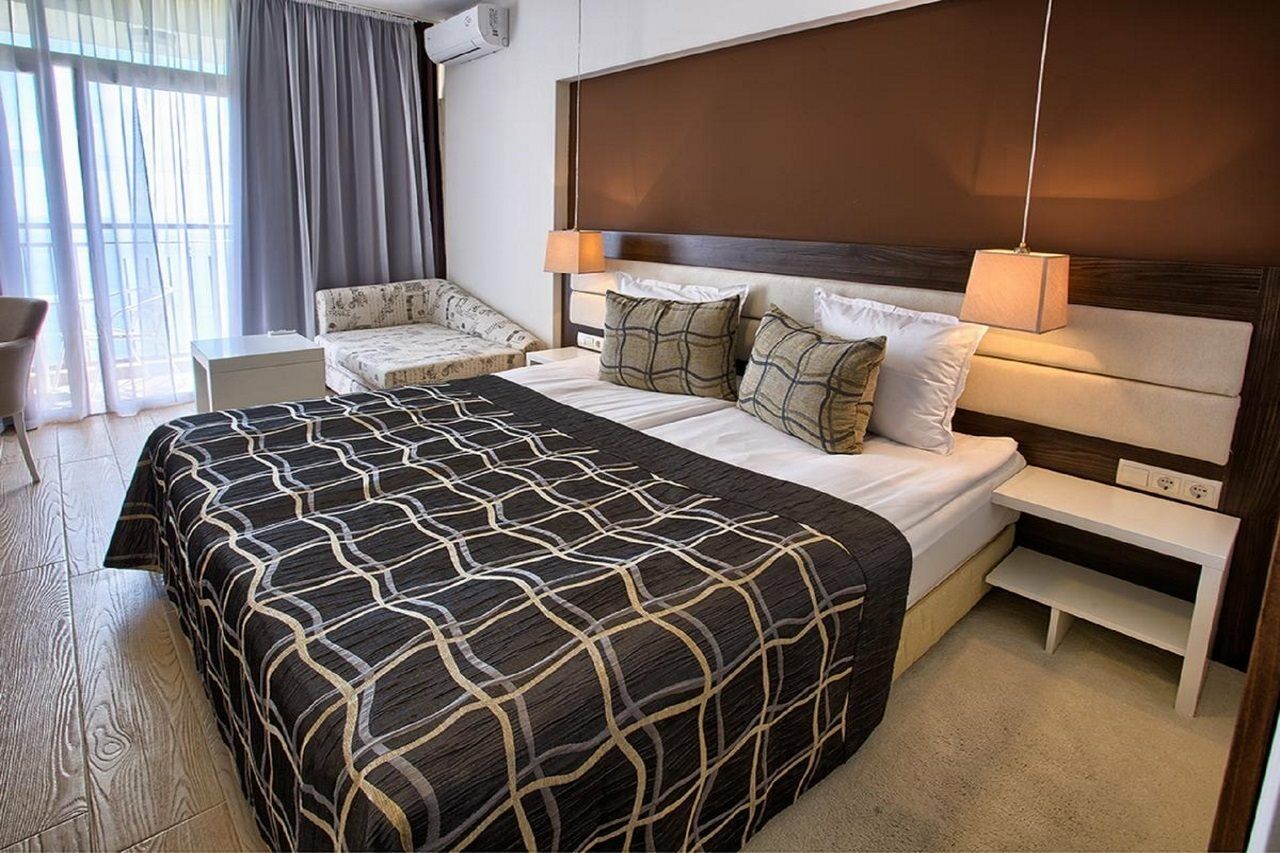 Luna Beach Hotel Golden Sands Ngoại thất bức ảnh