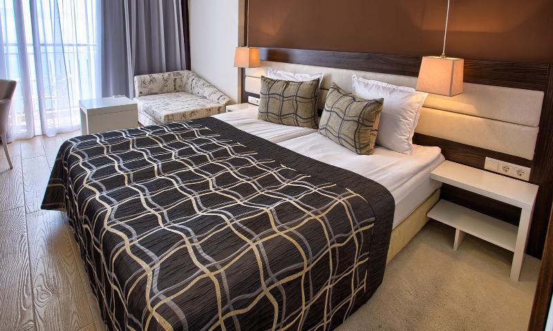 Luna Beach Hotel Golden Sands Ngoại thất bức ảnh